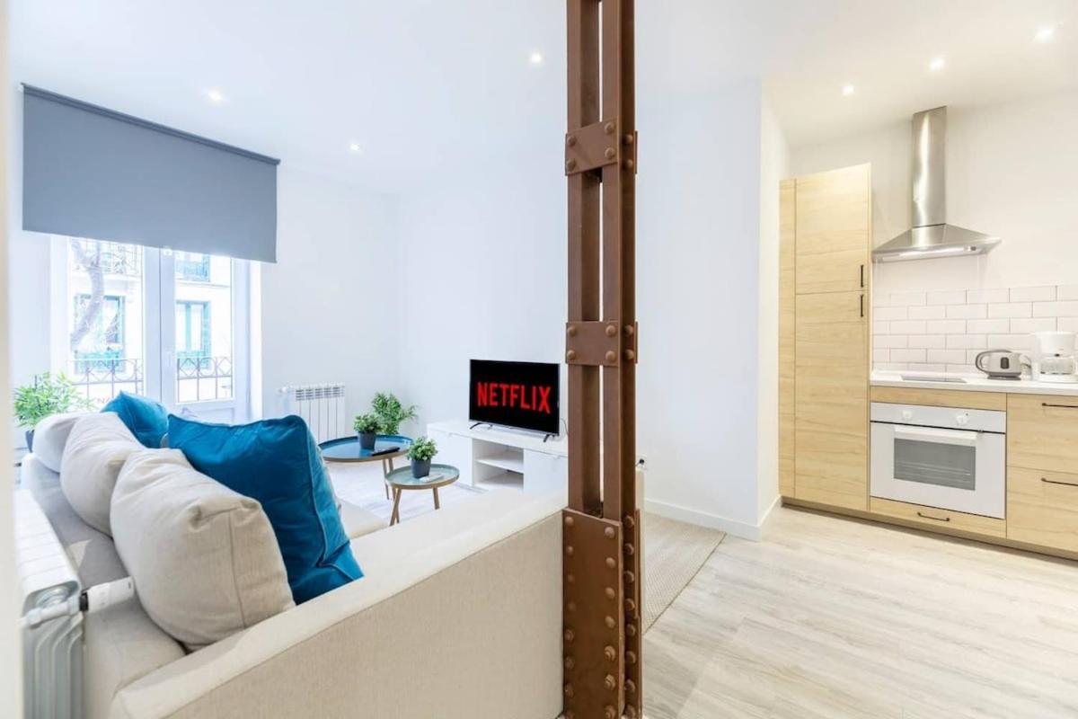 Encantador Apartamento Atocha Madrid Buitenkant foto
