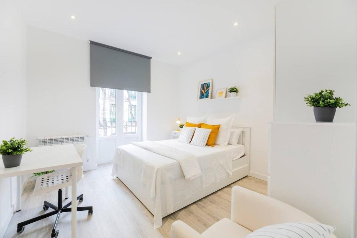 Encantador Apartamento Atocha Madrid Buitenkant foto