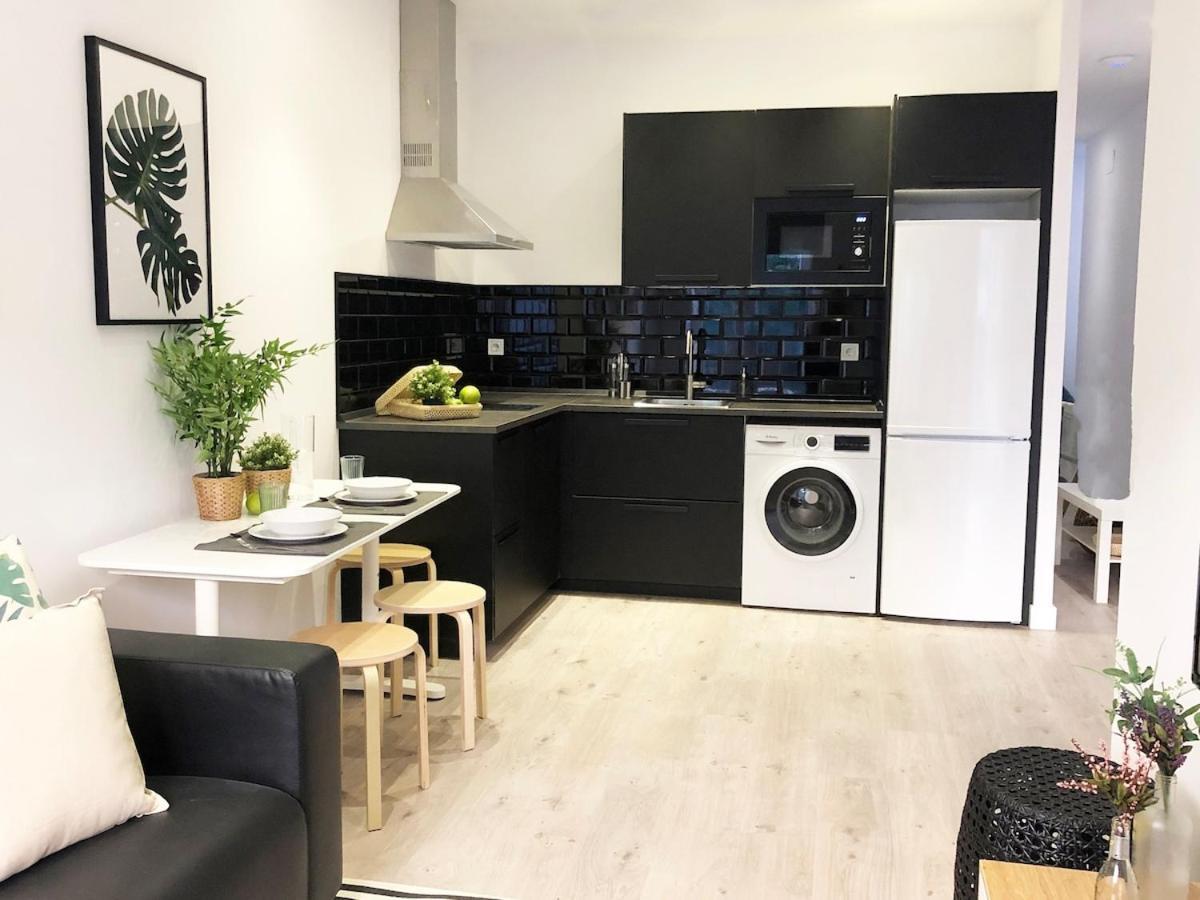 Encantador Apartamento Atocha Madrid Buitenkant foto