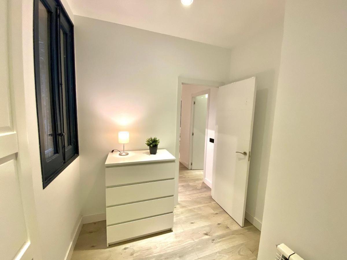 Encantador Apartamento Atocha Madrid Buitenkant foto