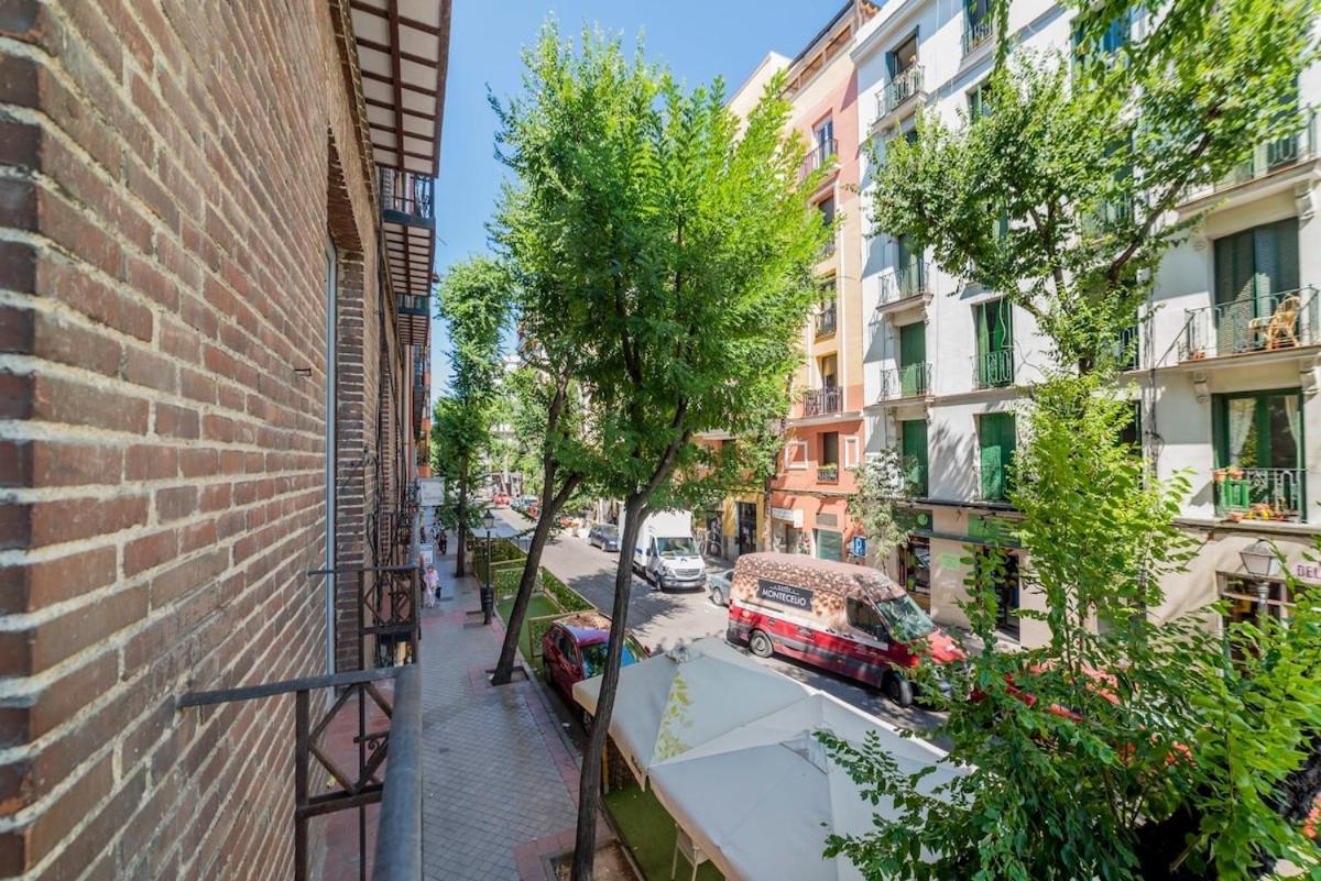Encantador Apartamento Atocha Madrid Buitenkant foto