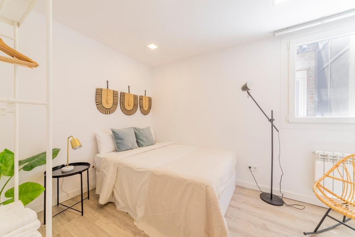 Encantador Apartamento Atocha Madrid Buitenkant foto