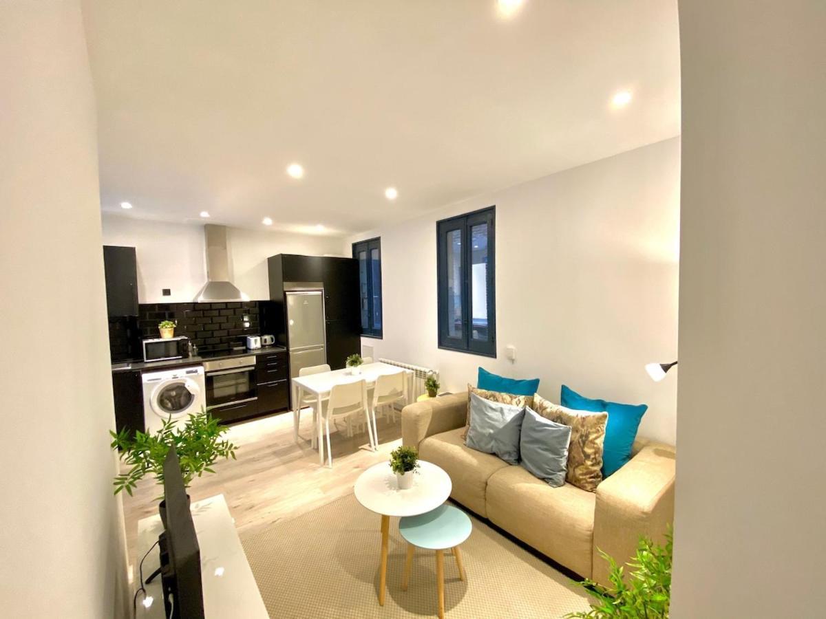 Encantador Apartamento Atocha Madrid Buitenkant foto