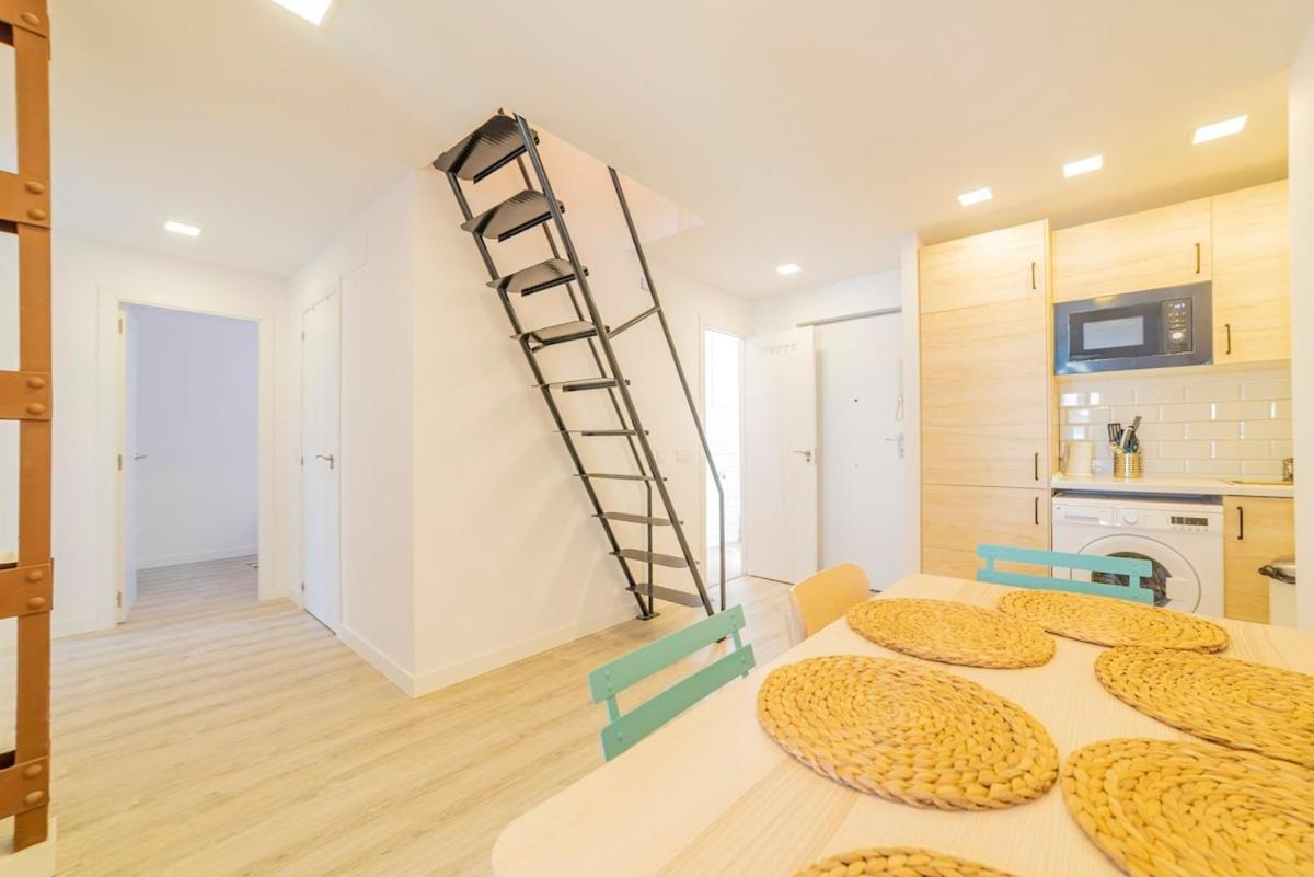 Encantador Apartamento Atocha Madrid Buitenkant foto